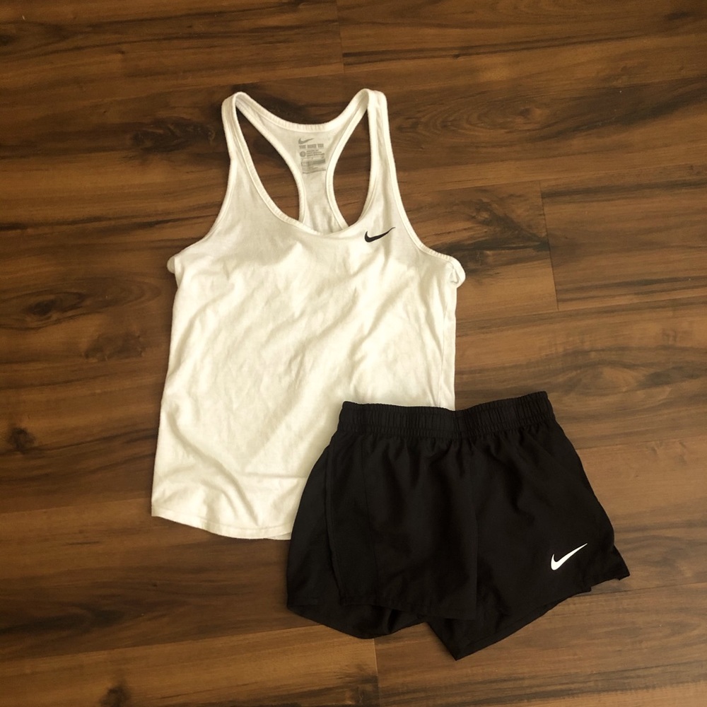 Nike athletic style bundle